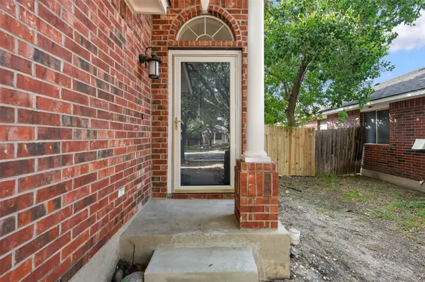 2205 Ada LN, Round Rock, TX 78664