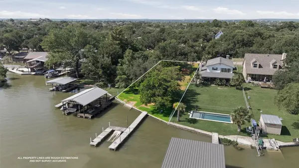 124 S Shorewood DR, Granite Shoals, TX 78654
