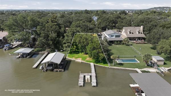 124 S Shorewood DR, Granite Shoals, TX 78654