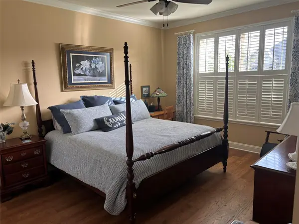 1910 Spanish Moss DR, College Station, TX 77845