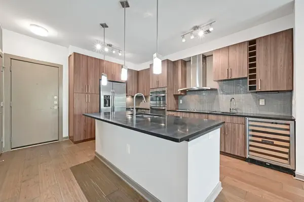 3600 S LAMAR BLVD #213, Austin, TX 78704