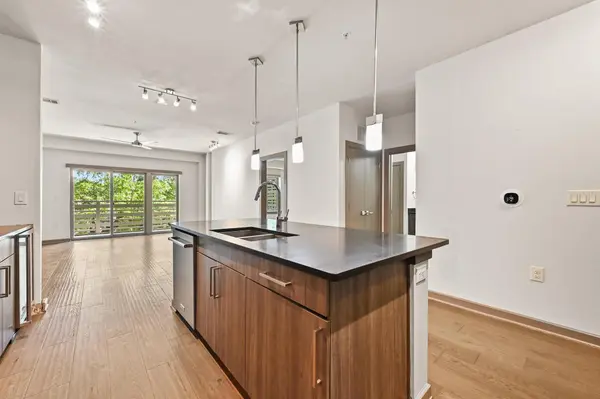 3600 S LAMAR BLVD #213, Austin, TX 78704