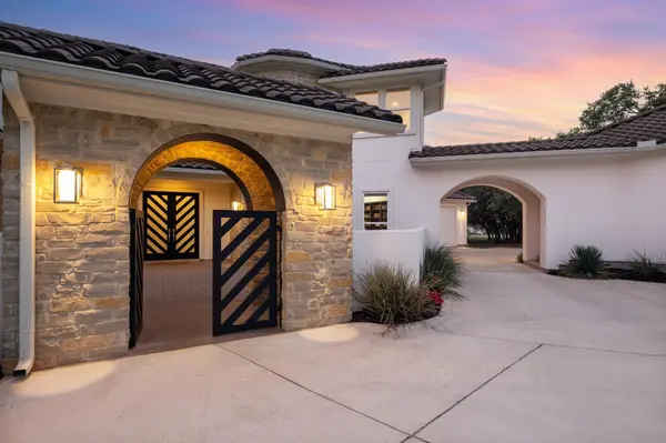 2070 Mayfield DR, Round Rock, TX 78681