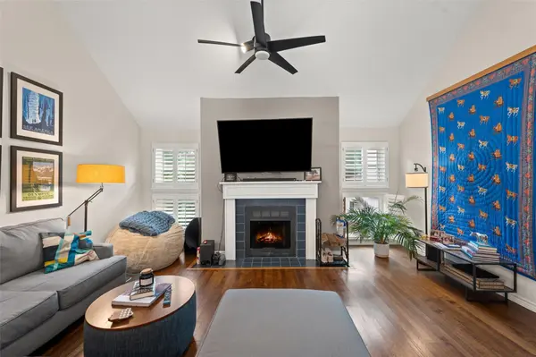 1500 Woodlawn BLVD #304, Austin, TX 78703