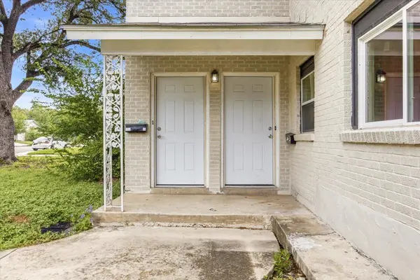 152/154 Shadwell DR, San Antonio, TX 78228