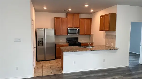 260 Sage Derby DR #88, Hutto, TX 78634