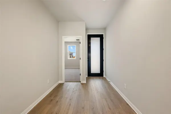 126 Arlington Park LOOP, Hutto, TX 78634