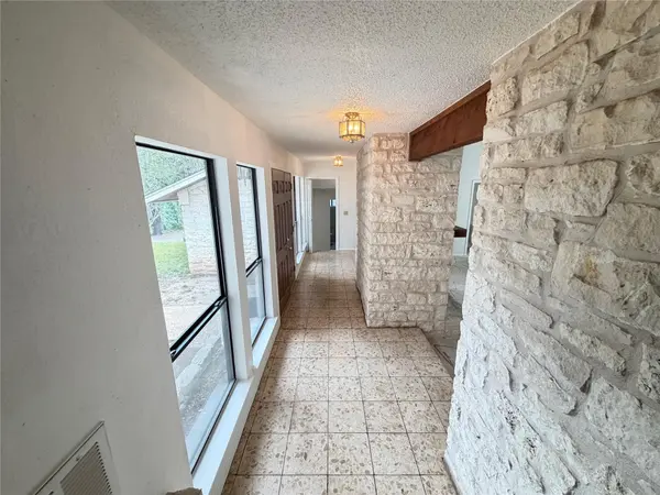 7509 Hart LN, Austin, TX 78731
