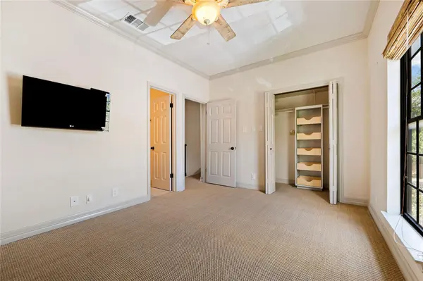 1307 Kinney Ave #140, Austin, TX 78704