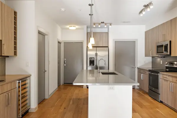 3600 S Lamar BLVD #206, Austin, TX 78704