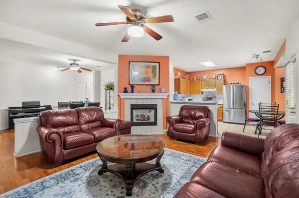 1121 Black Locust DR, Pflugerville, TX 78660