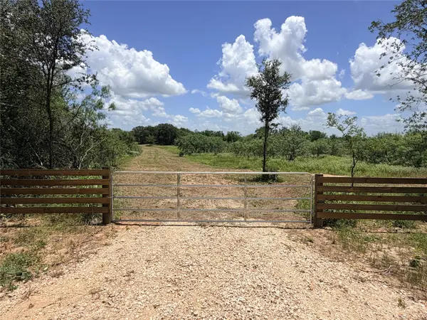TBD FM 86 Tract 5 HWY, Luling, TX 78648
