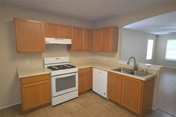 200 Lombard DR, Leander, TX 78641