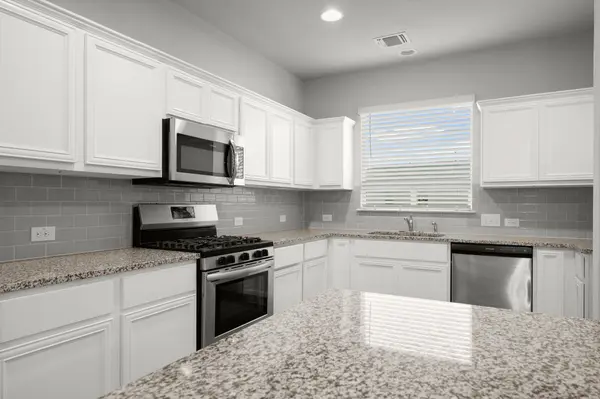 14001 Heywood DR, Pflugerville, TX 78660