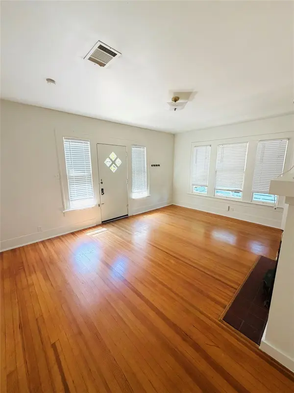 3212 E Oakmont BLVD #B, Austin, TX 78703