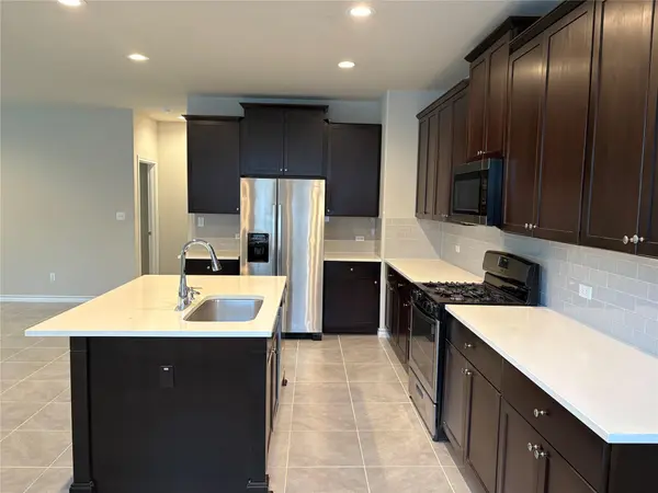 147 Mary Max CIR, San Marcos, TX 78666