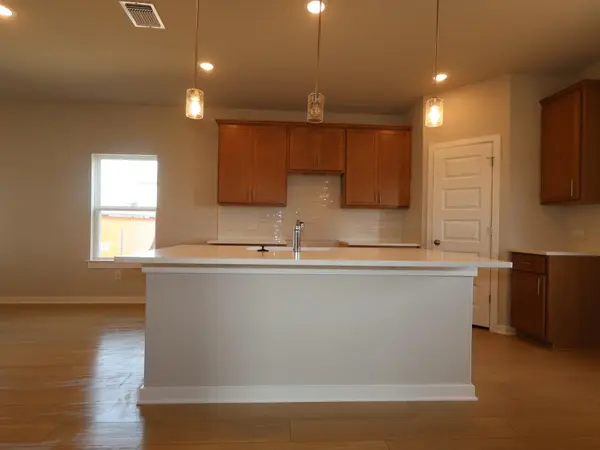 547 Bishop Wood RD, Dripping Springs, TX 78620