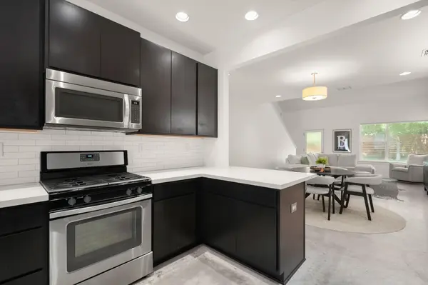 5616 S 1st ST #18, Austin, TX 78745