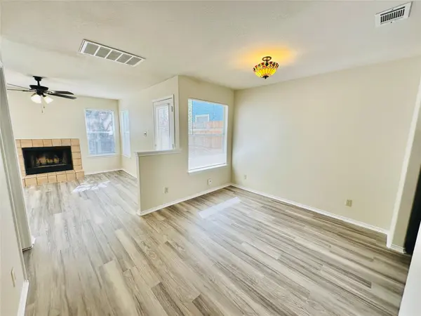8814 Schick RD #C, Austin, TX 78729