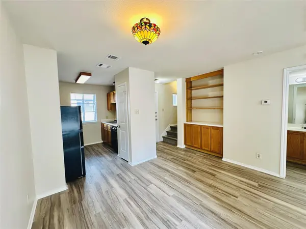 8814 Schick RD #C, Austin, TX 78729
