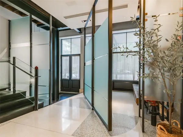811 Congress Ave, Austin, TX 78701