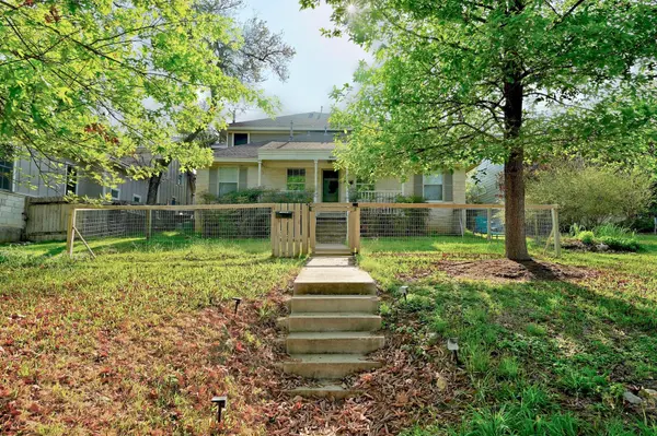 1809 W 39th ST #A/B, Austin, TX 78731