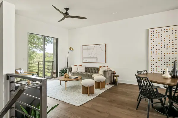 3700 Clawson RD #301, Austin, TX 78704