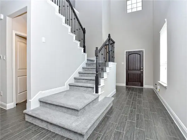 1050 Kenney Fort XING #34, Round Rock, TX 78665
