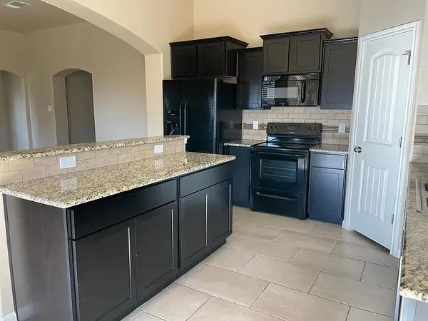 604 W Vega LN, Killeen, TX 76542