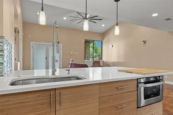 5106 Spruce CV, Austin, TX 78744