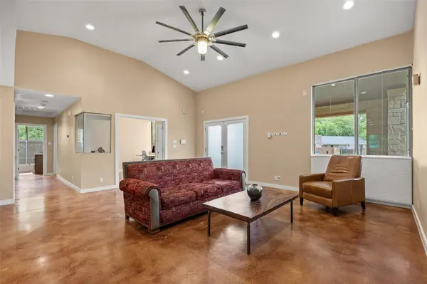 5106 Spruce CV, Austin, TX 78744