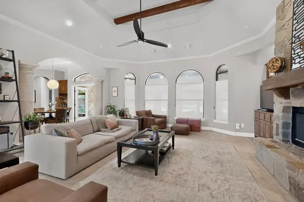 116 Roble Roja DR, Georgetown, TX 78633