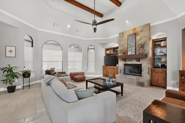 116 Roble Roja DR, Georgetown, TX 78633