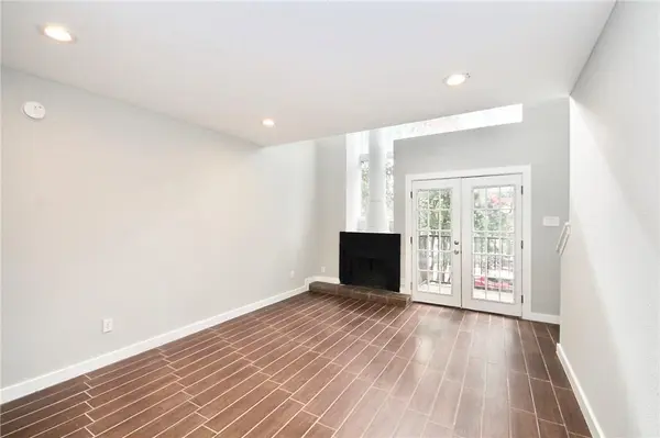 1600 West Ave #24, Austin, TX 78701