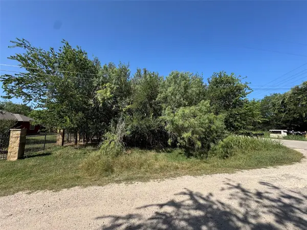 000 W Pauwela LN, Bastrop, TX 78602