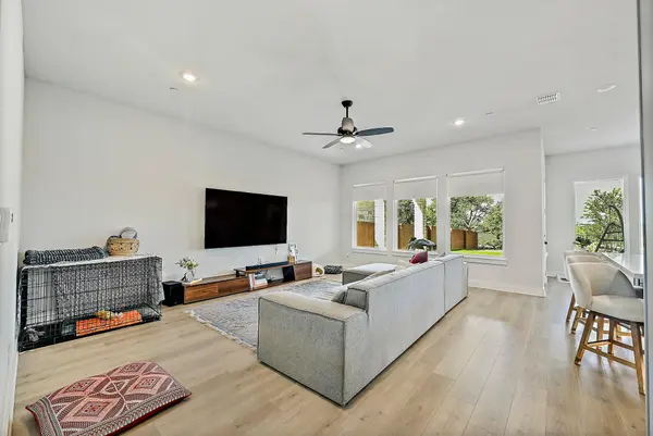 17211 Hattie TRCE, Austin, TX 78738