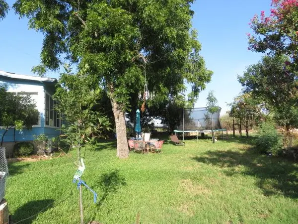 401 County Road 138, Burnet, TX 78611