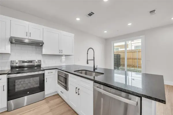 9312 Curious Squirrel ST, Austin, TX 78744