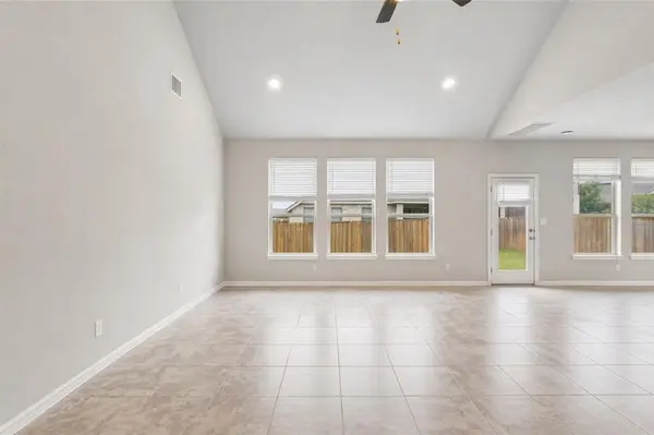 305 Painted Creek WAY, Kyle, TX 78640