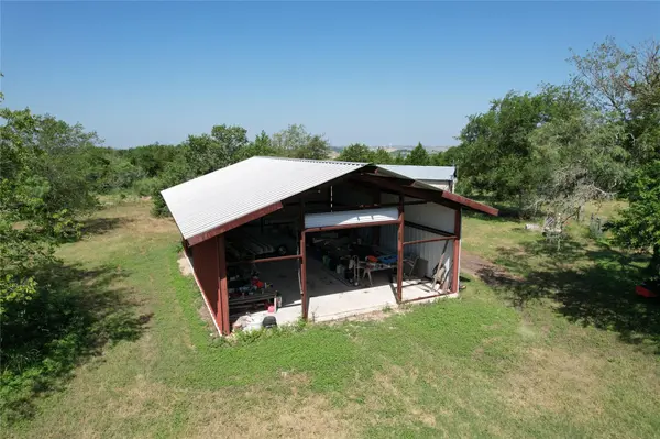 14650 Graef RD, Creedmoor, TX 78610