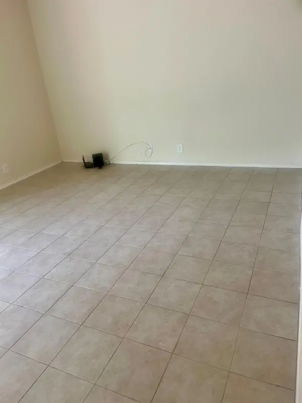 426 Sailmaster ST, Lakeway, TX 78734