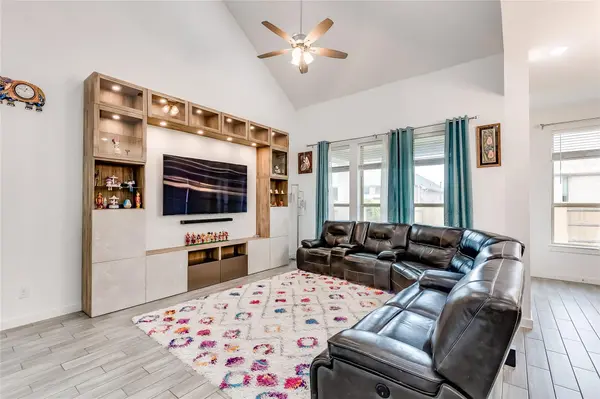 833 Whitetail DR, Round Rock, TX 78681