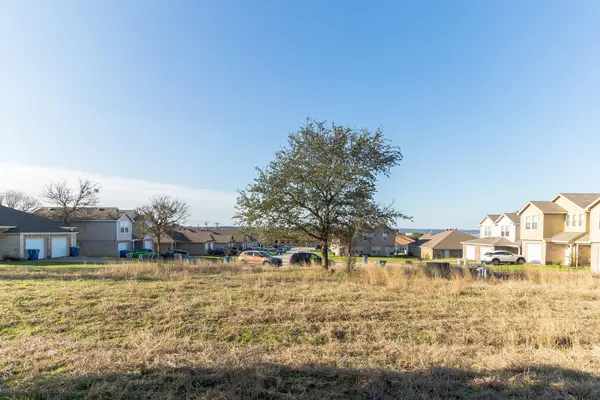 Lot 37 Claremont PKWY, Marble Falls, TX 78654
