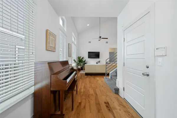 2313 Capulet ST, Austin, TX 78741
