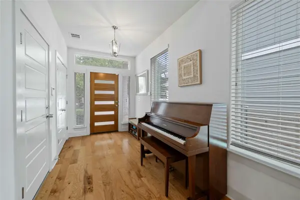 2313 Capulet ST, Austin, TX 78741