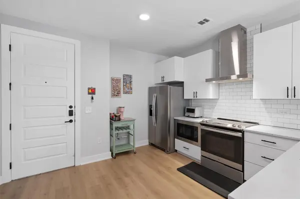 3101 Govalle Ave #210, Austin, TX 78702