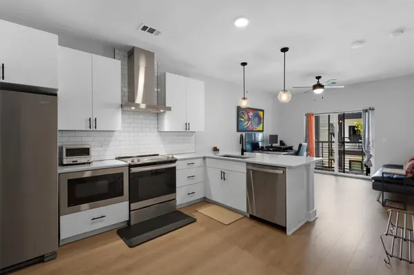 3101 Govalle Ave #210, Austin, TX 78702
