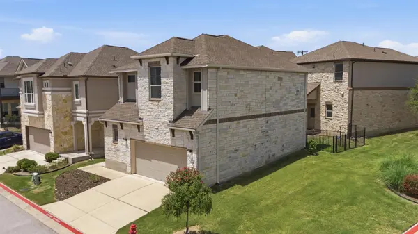 2105 Town Centre DR #40, Round Rock, TX 78664