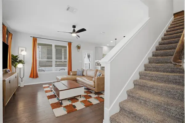 2105 Town Centre DR #40, Round Rock, TX 78664