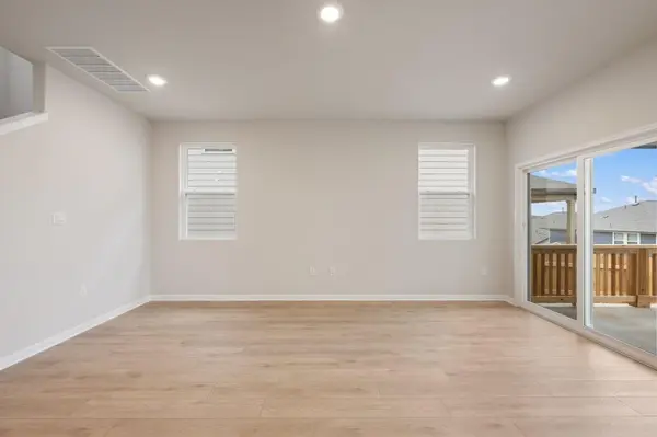 1917 Fannie RD, Georgetown, TX 78633